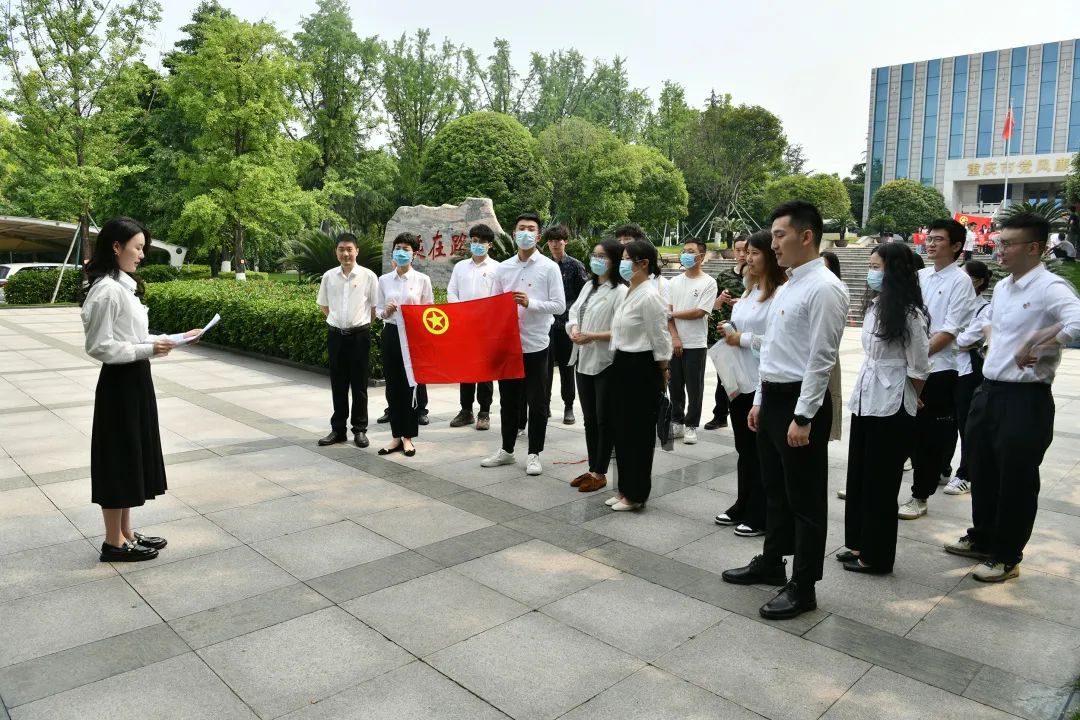 &#19975;&#35937;&#22478;&#23448;&#32593;&#28216;&#25103;&#20013;&#24515;&#65288;&#20013;&#22269;&#65289;&#23448;&#26041;&#32593;&#31449;