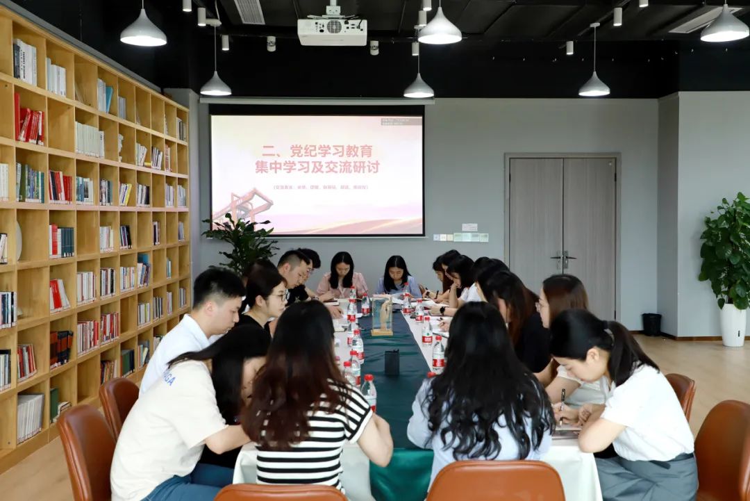 &#19975;&#35937;&#22478;&#23448;&#32593;&#28216;&#25103;&#20013;&#24515;&#65288;&#20013;&#22269;&#65289;&#23448;&#26041;&#32593;&#31449;