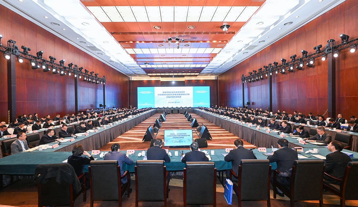 &#19975;&#35937;&#22478;&#23448;&#32593;&#28216;&#25103;&#20013;&#24515;&#65288;&#20013;&#22269;&#65289;&#23448;&#26041;&#32593;&#31449;