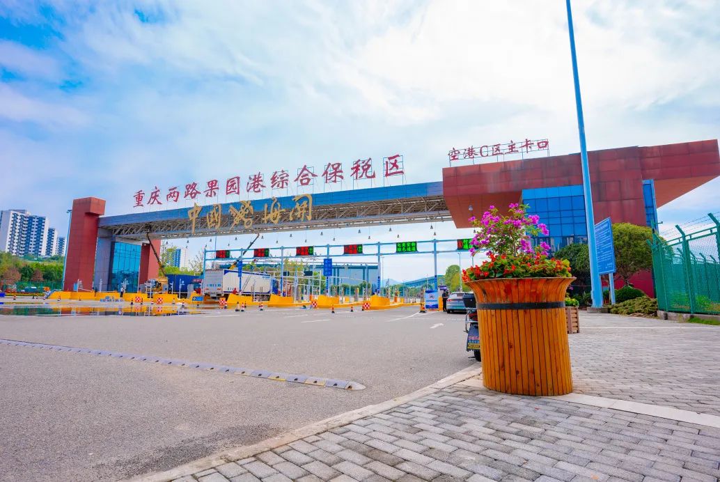 &#19975;&#35937;&#22478;&#23448;&#32593;&#28216;&#25103;&#20013;&#24515;&#65288;&#20013;&#22269;&#65289;&#23448;&#26041;&#32593;&#31449;