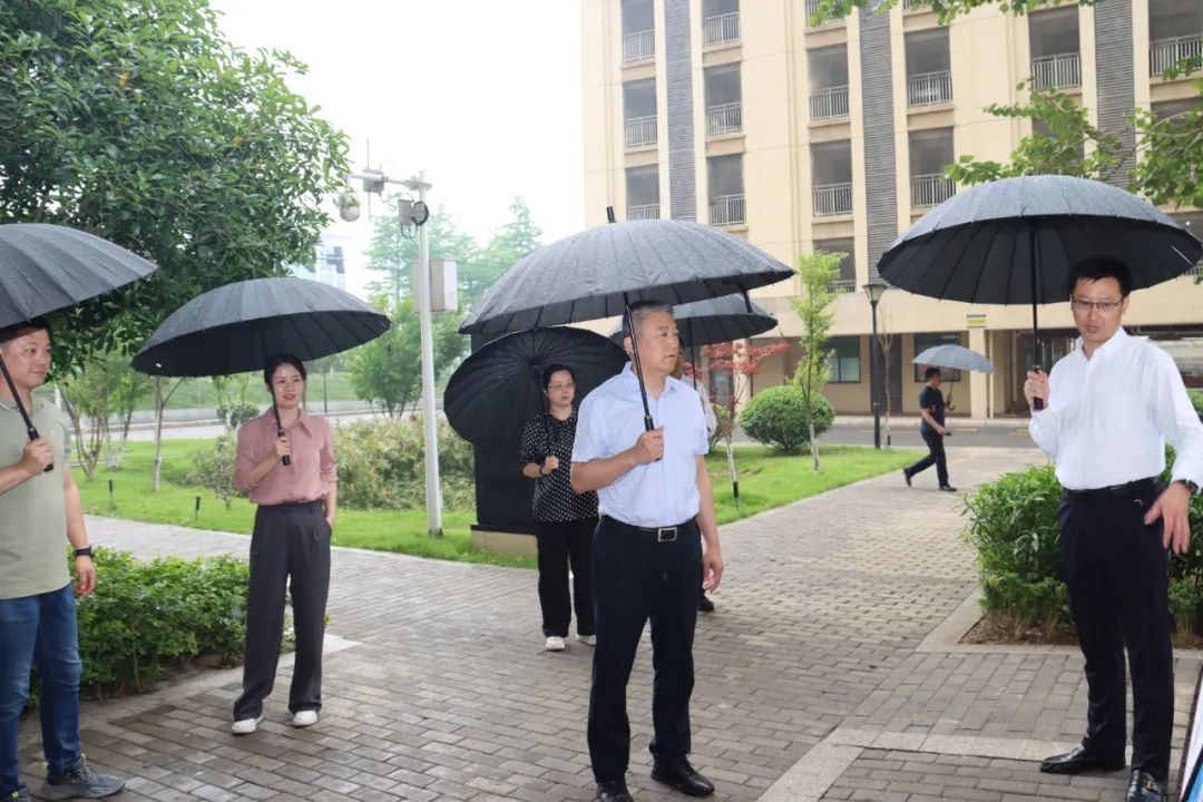 &#19975;&#35937;&#22478;&#23448;&#32593;&#28216;&#25103;&#20013;&#24515;&#65288;&#20013;&#22269;&#65289;&#23448;&#26041;&#32593;&#31449;